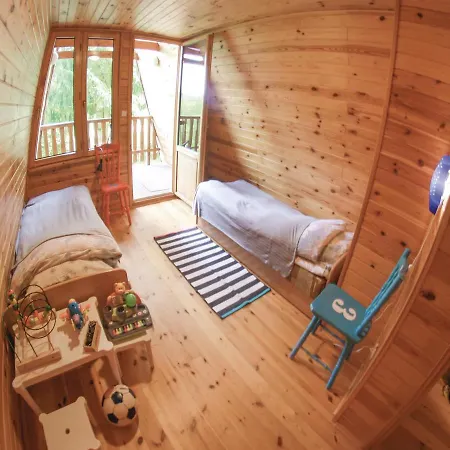 Dom wakacyjny Three-bedroom Holiday In *